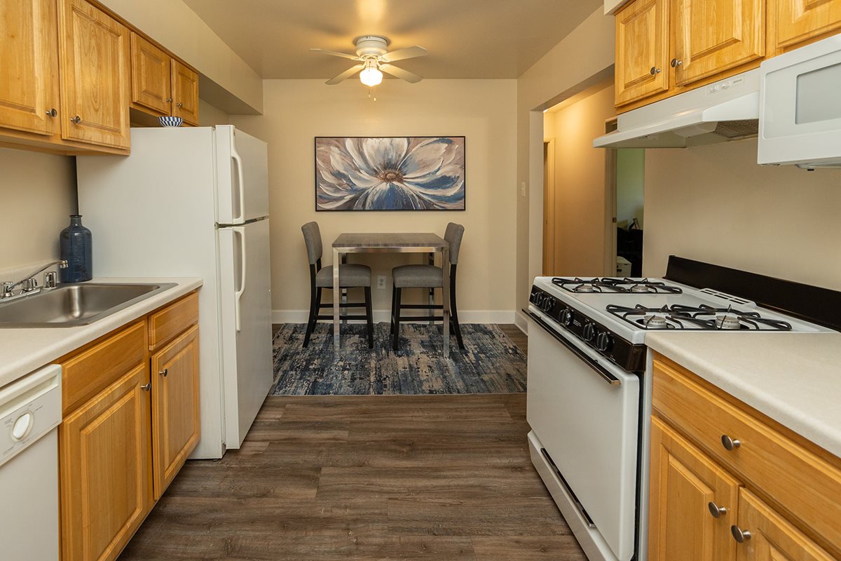 Deer Park Apartments